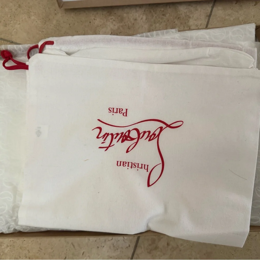 Christian Louboutin Ivory Sandale Du Desert - Picture 6 of 7